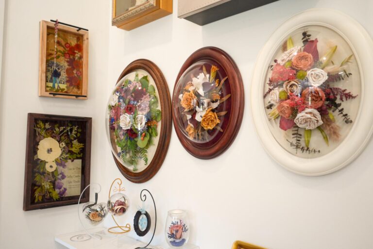 dome-floral-keepsakes-by-lauri-r-nh.